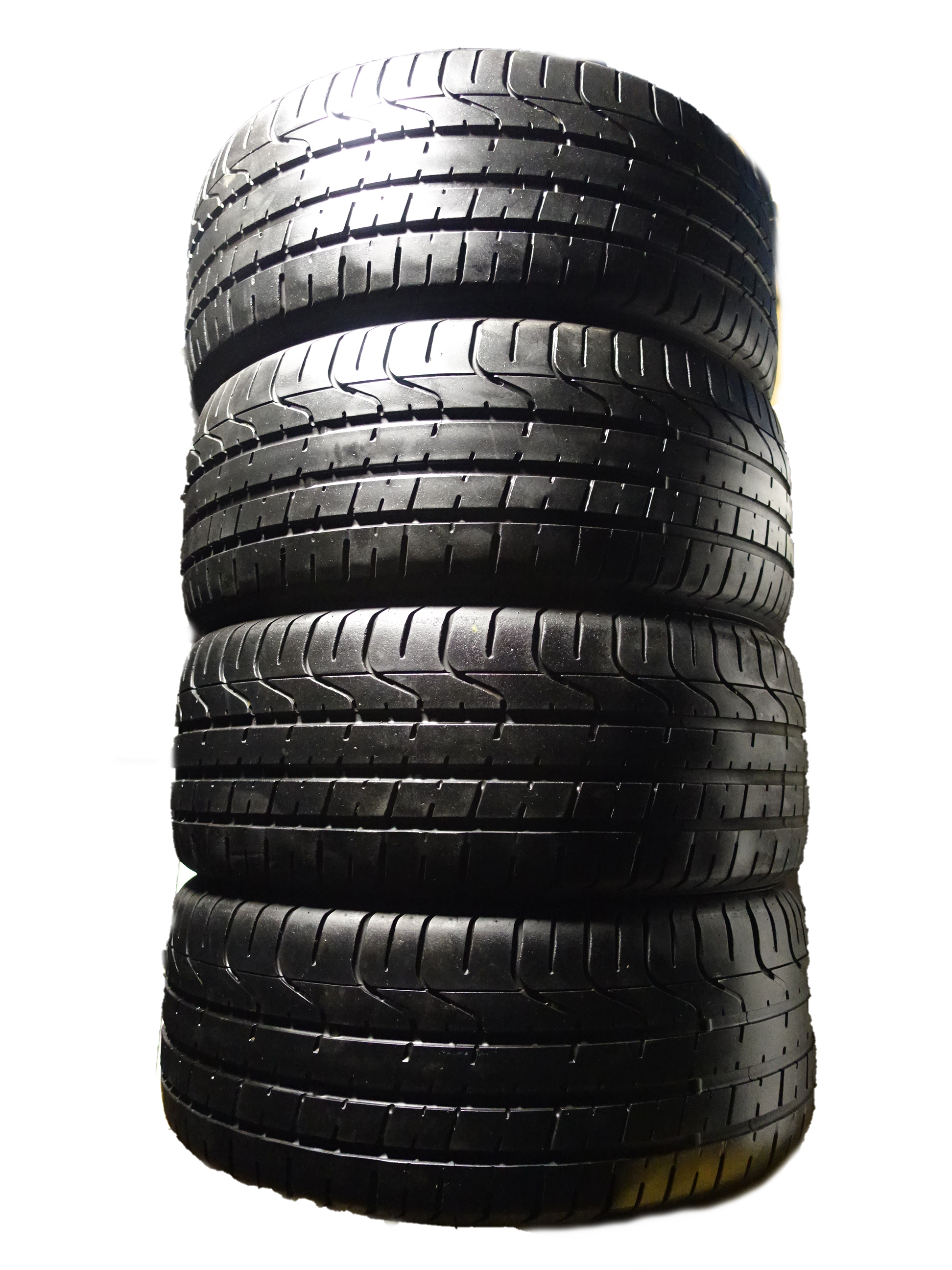 255 35 18 pirelli pzero rfl